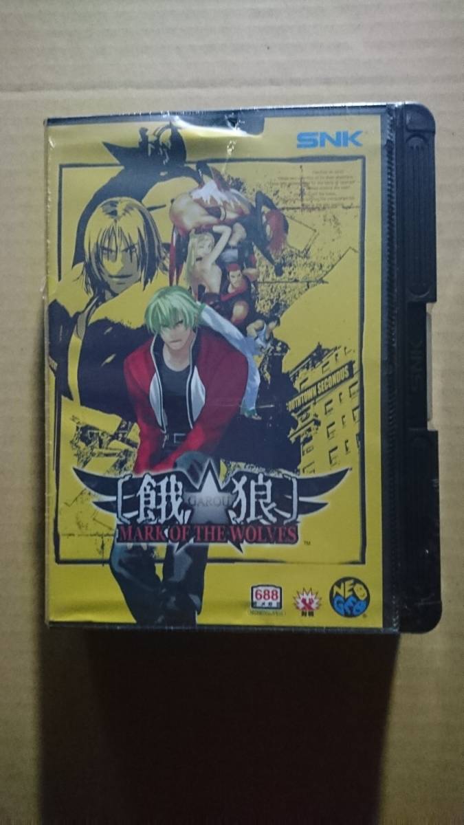 定番人気，限定SALE SNKオンラインショップ 餓狼 MARK OF THE WOLVES 餓狼伝説 ロムティ Tシャツ Lサイズ ROM型ケース(コミック、アニメグッズ)｜売買されたオークション情報、yahooの商品情報をアーカイブ公開 - オーク その他