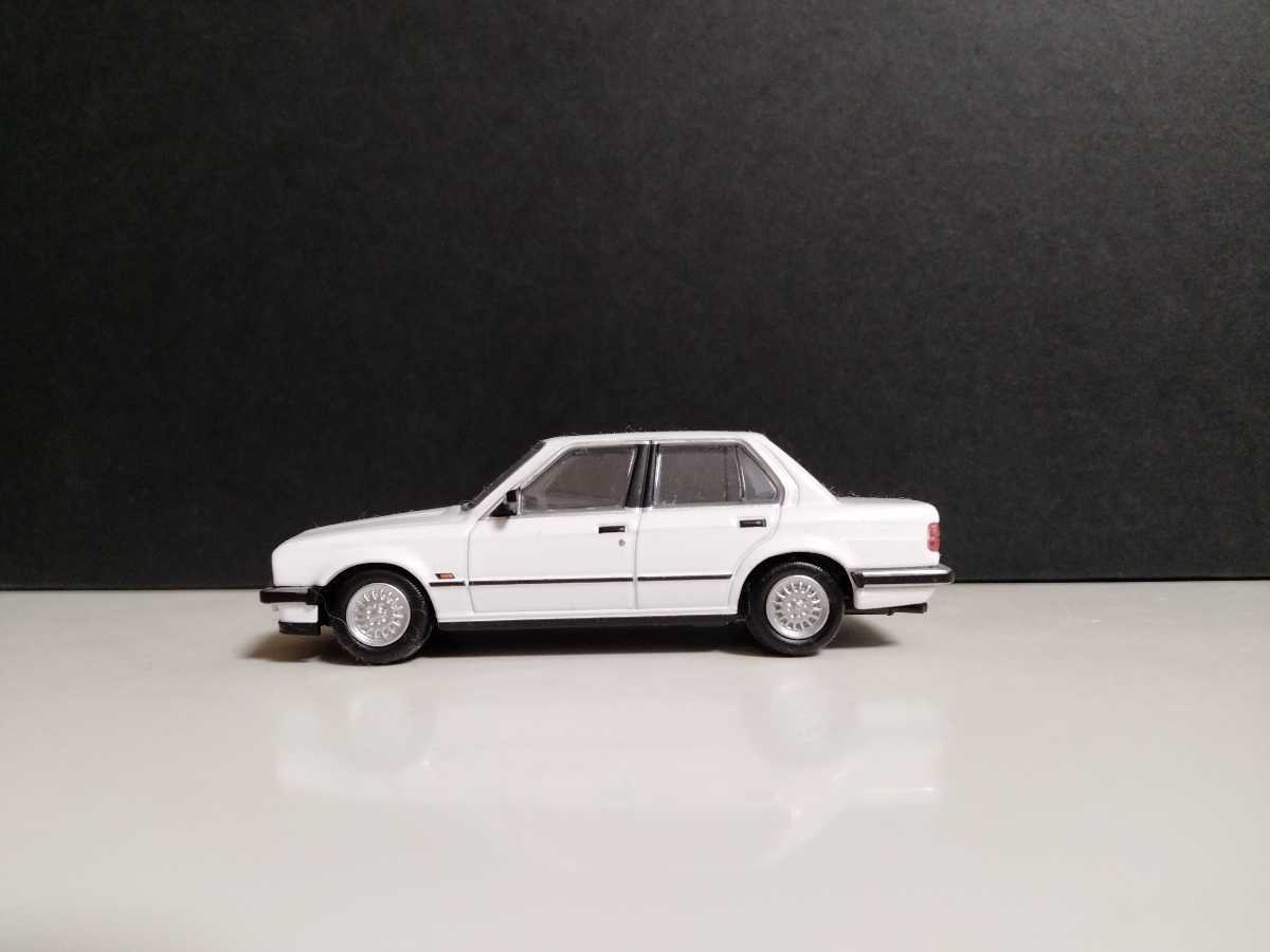 トミカリミテッドヴィンテージネオ　 325i ４ドア トミカリミテッドヴィンテージネオ BMW 325i 4ドア BMW 325i 4ドア LV