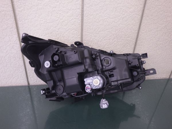 4113442 レクサス IS 30系 中期 左ライト LED KOITO 53-96 ASE30/AVE30/AVE35/GSE31 IS レクサス | レクサス30系IS中期型ヘッドライト移植10 ルック 後期ヘッドライト移植で大幅カスタム！ボディ