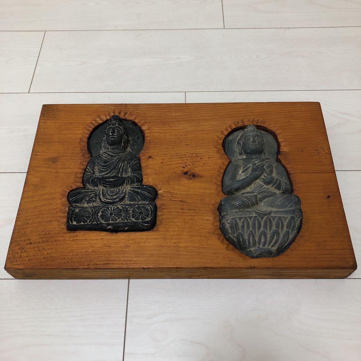 仏教美術 仏像 遺跡発掘出土品 岩石 彫刻(仏像)｜売買された 中国古玩
