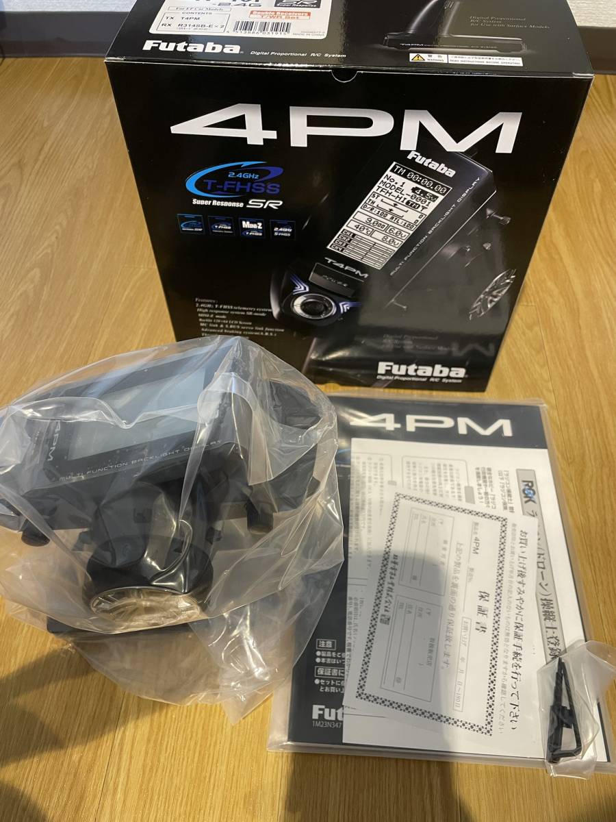 新品未使用!!☆フタバ ☆4PM ☆送料無料☆送信機のみ Futaba