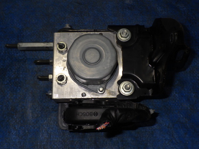12 タント カスタム LA600S 純正 27年 前期 KF-VE4 ABS アクチュエーター ユニット 89540-B2800