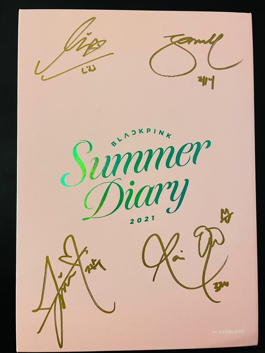 BLACKPINK直筆サイン入り SEASON GREETINGS 2021 BLACKPINK直筆サイン入り SEASON GREETINGS 2021 BLACKPINK直筆サイン