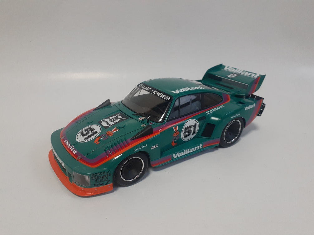 アオシマ/ビーマックス 1/24 ヴァイラント・ポルシェ935 K2型 1977
