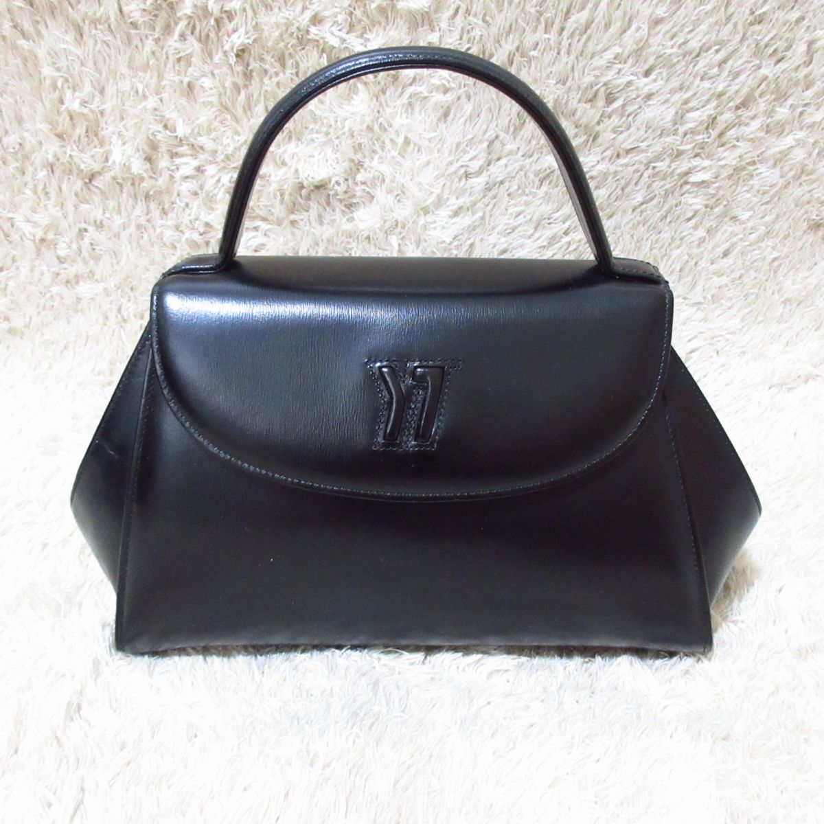 美品 YUKI TORII ユキトリイ フォーマル 底鋲 レザー ハンドバッグ 黒 