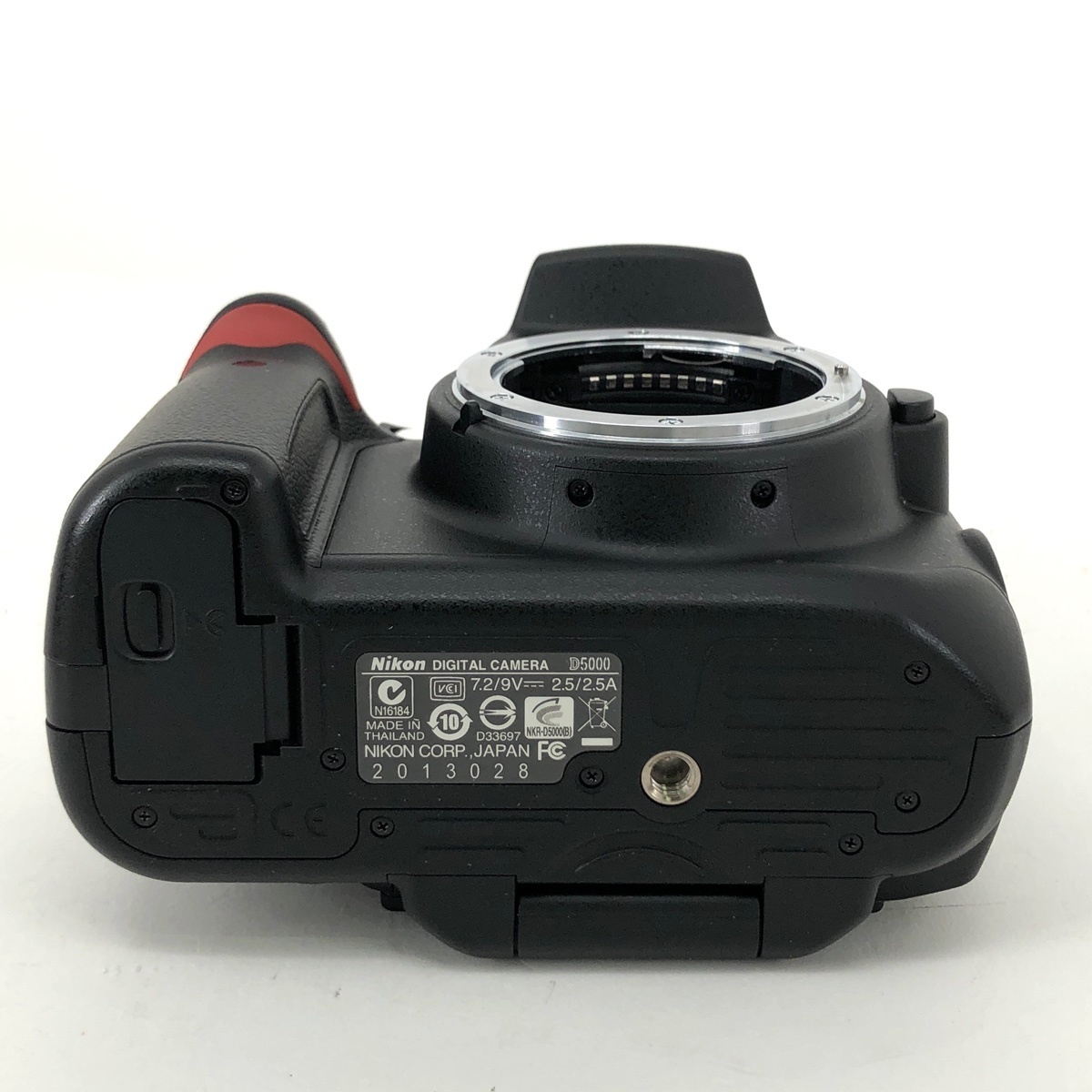 ニコン Nikon D5000 レンズキット デジタル 一眼レフカメラ 【中古 