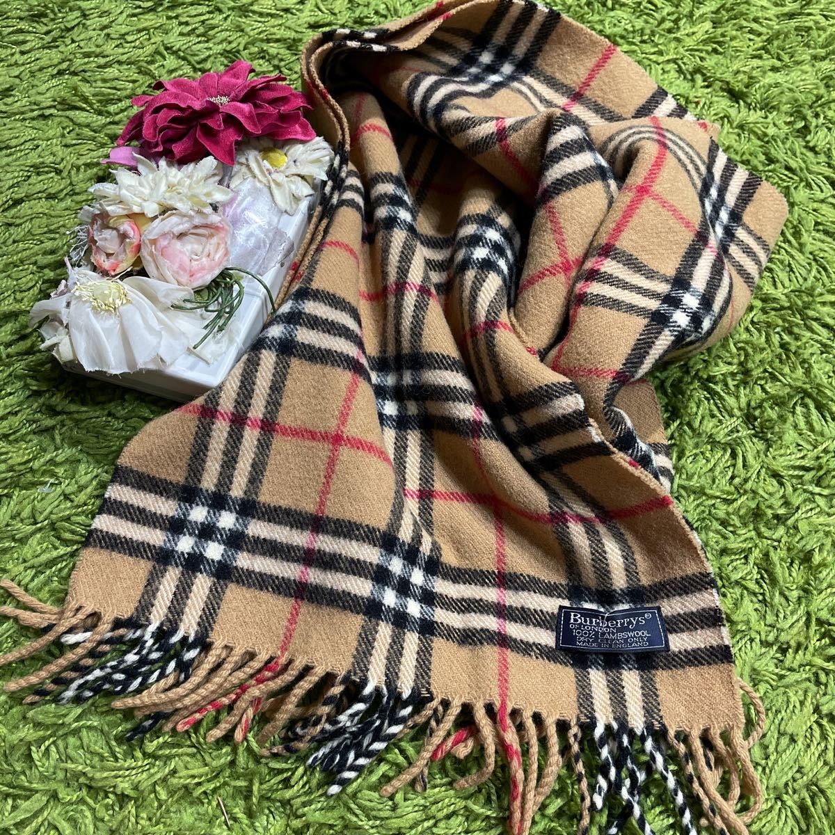 BURBERRY バーバリー 定番チェックのレディマフラー ノバチェック柄 2851
