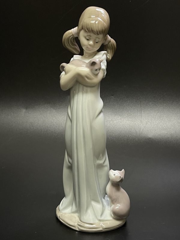 リヤドロ 人形 LLADRO 私のことも忘れないで 少女と猫「私のことも忘れ