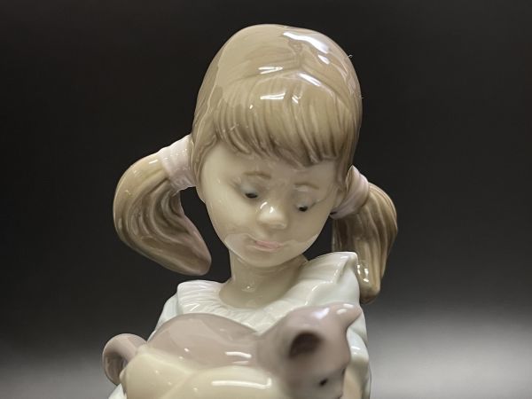 リヤドロ 人形 LLADRO 私のことも忘れないで 少女と猫「私のことも忘れ