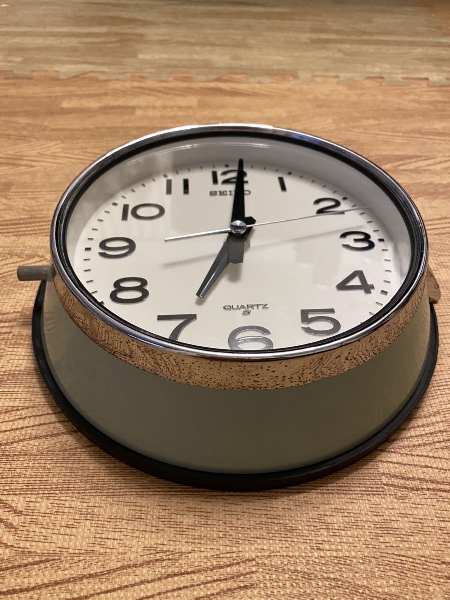 送料無料！ SEIKO 防塵型クォーツ掛時計 セイコー 壁掛け時計 昭和