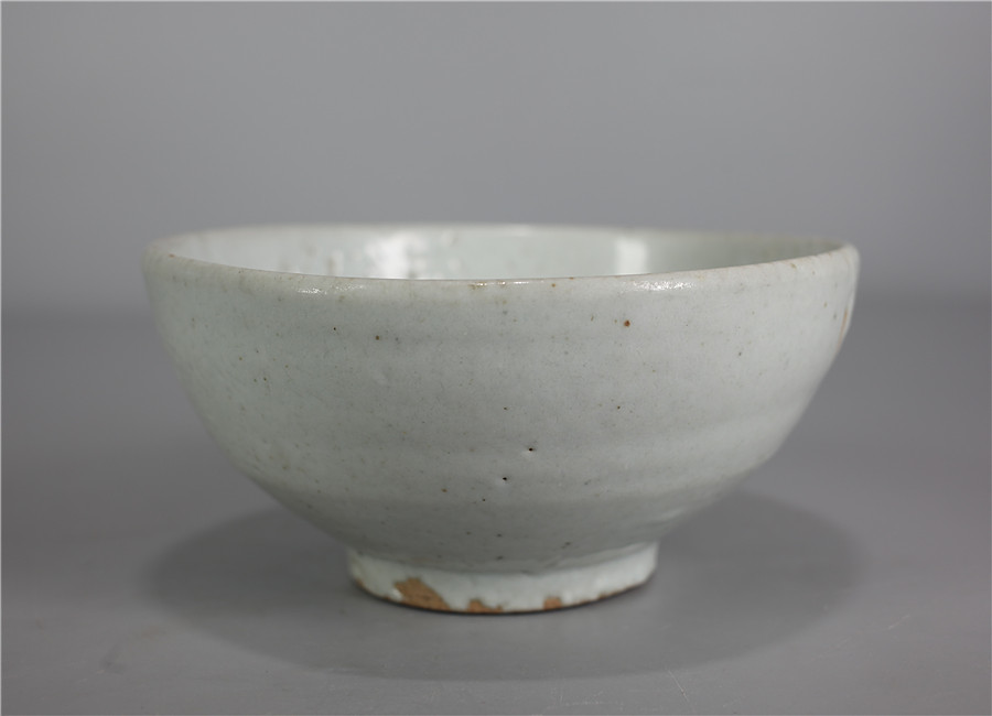 入蘆花（ロカニイル） 李朝 李朝白磁｜朝鮮古美術 堅手茶碗（1392–