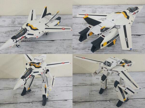 YAMATO 1/60 完全変形 VF-1S バルキリー フォッカー機 TV版 やまと 1/60 完全変形 VF-1S バルキリー TV版 ロイ・フォッカー機