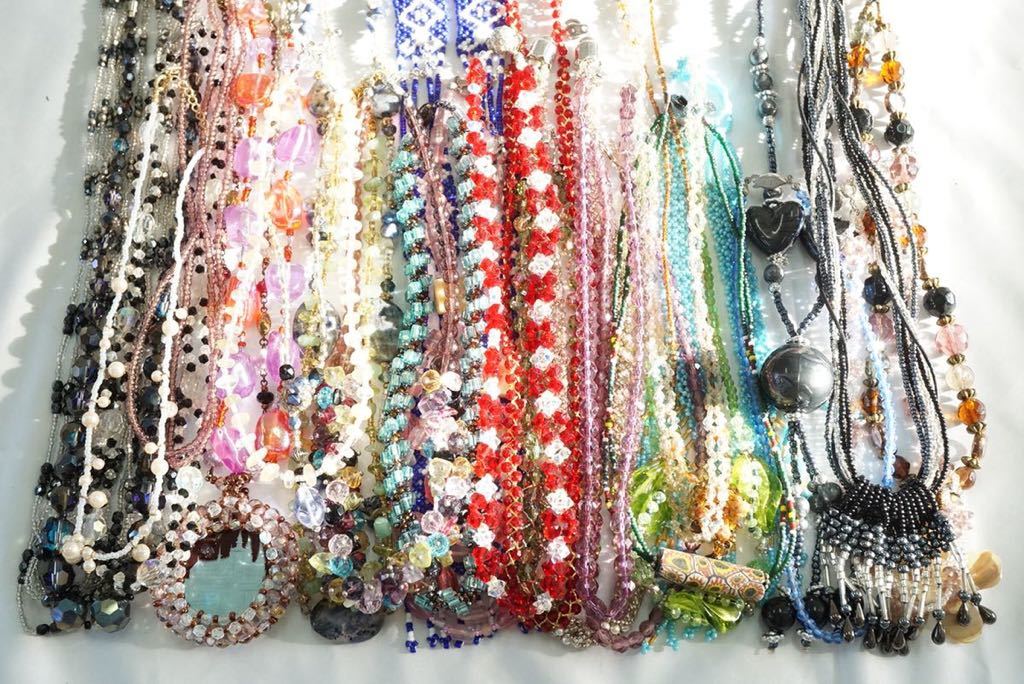 人気，豊富な C115 ガラス ビーズ系など ヴィンテージ ネックレス 30点セット アクセサリー アンティーク 大量 まとめて おまとめ まとめ売り ペンダント(ビーズ、ガラス)｜売買されたオークション情報、ya ビーズ、ガラス
