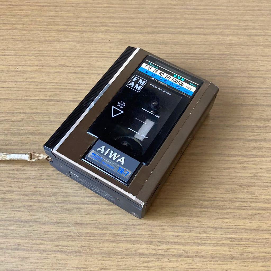 AIWA HS-J7 カセットレコーダー【ジャンク品】 希少・名機】AIWA カセット ラジオ プレーヤー HS-J7 レコーダー