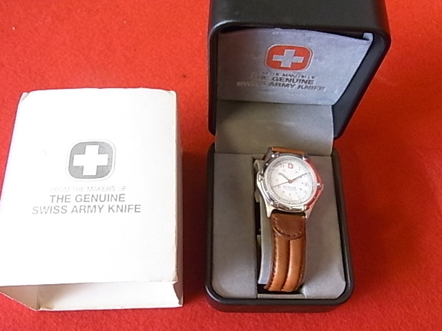 WENGER ウエンガー スイス製時計 未使用品_2