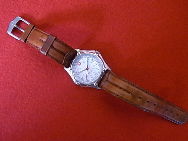 WENGER ウエンガー スイス製時計 未使用品_3