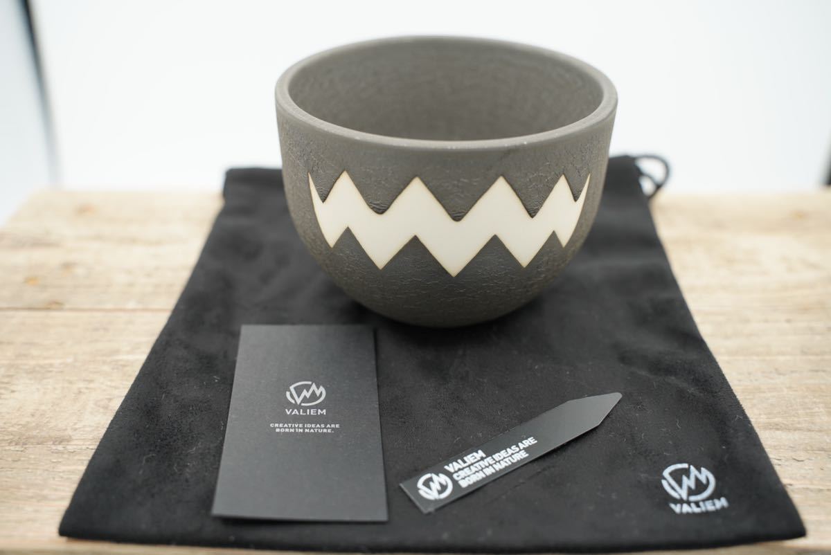 新品 未使用 M】VALIEM MONSTER MOUTH Mサイズ VINTAGE BLACK  