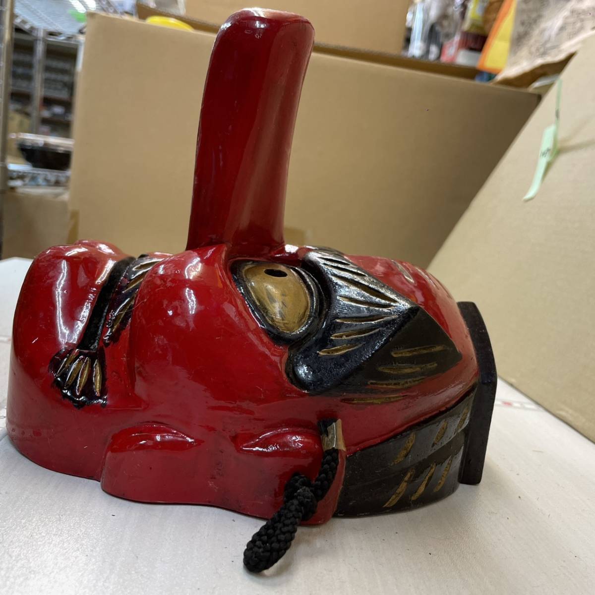 C01 106 天狗 お面 木彫り 手彫り 塗り物 お面 壁掛け 工芸品 魔除け