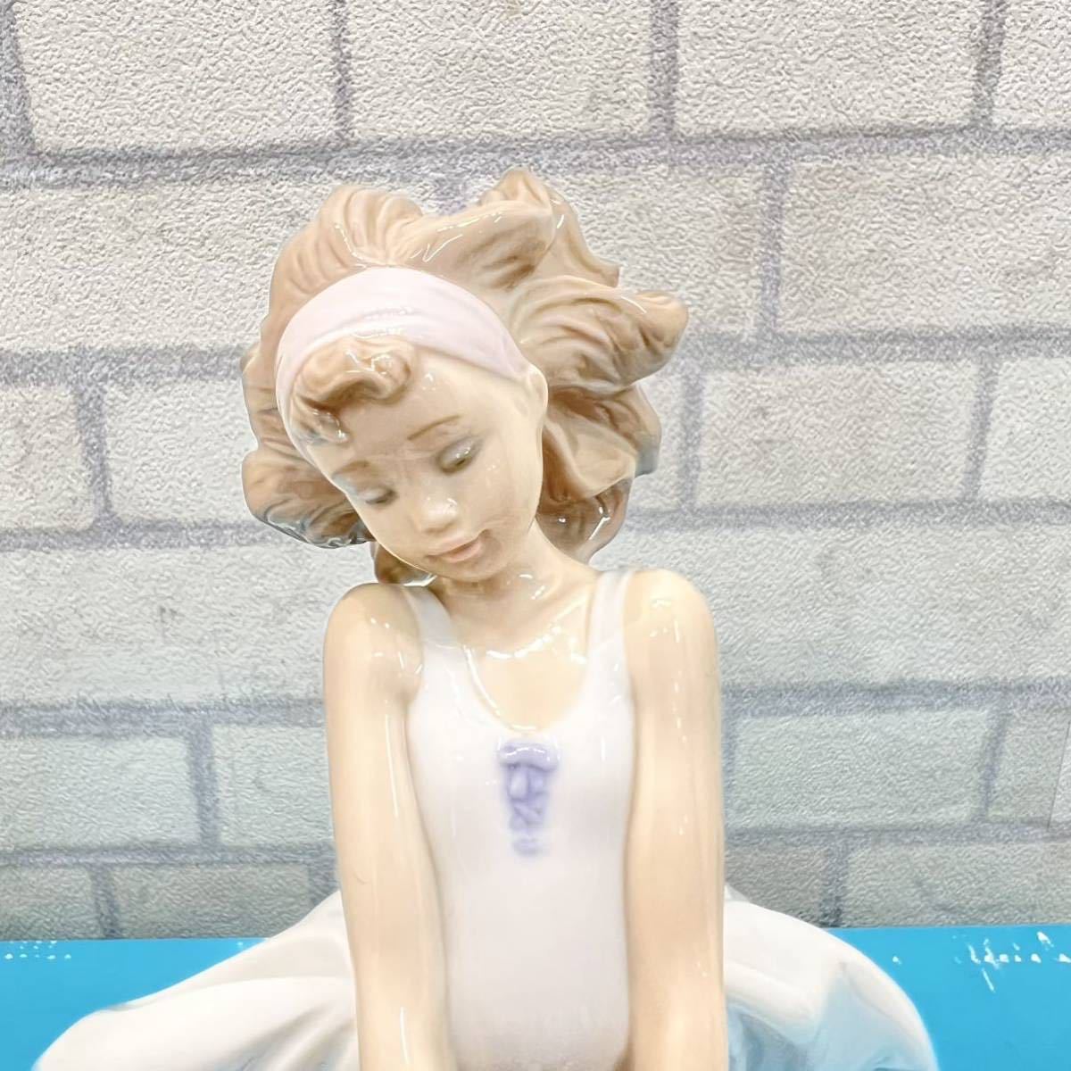 【美品】リヤドロ LLADRO フラワーガーデン 美品 リヤドロ LLADRO 人形 フラワーガーデン 01006647 元箱付き 少女