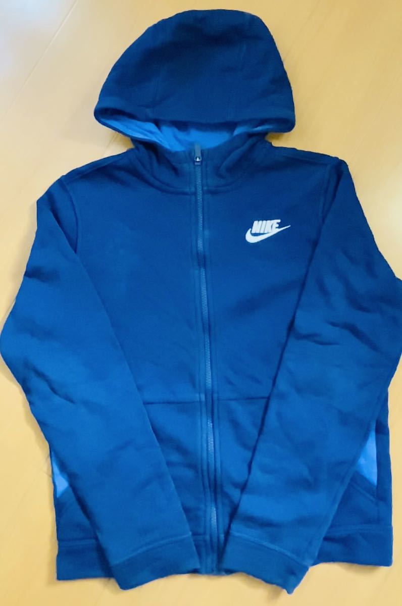 Nike ナイキ ジャージ スウェットパーカー ジュニアｌサイズ150 160 裏起毛 160 155cm 以上 売買されたオークション情報 Yahooの商品情報をアーカイブ公開 オークファン Aucfan Com