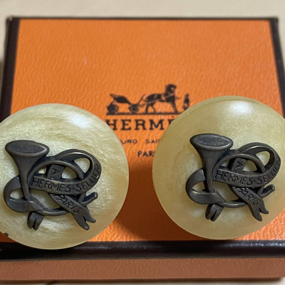 HERMES エルメス ホルンモチーフ イヤリング 水牛 バッファローホーン ヴィンテージ _2