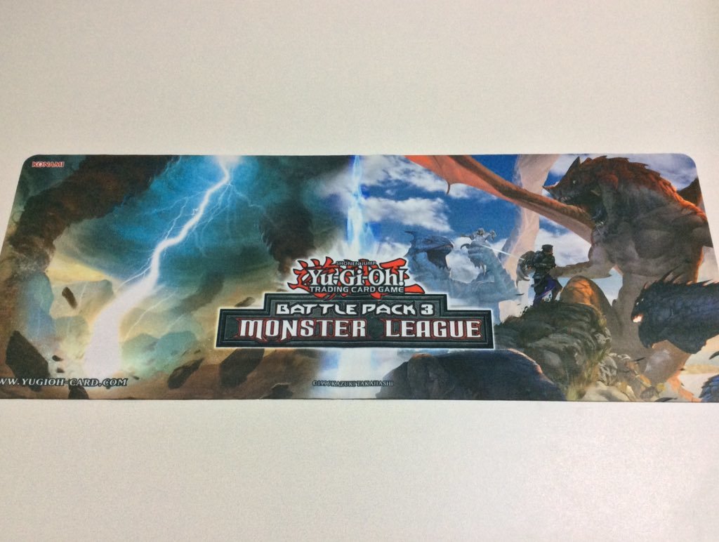 遊戯王 英語版 公式プレイマット タイフーン 不屈の闘志 Battle Pack 3