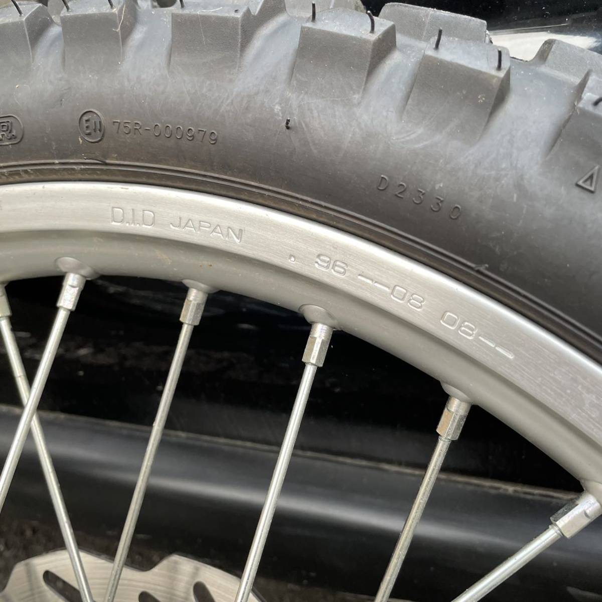 wr250r 純正ホイール 即決】WR250R 純正ホイール 前後セット WR250Xにポン付け可能 【公式通販】