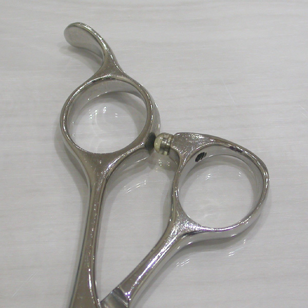 A2491☆美品 NETWORK SCISSORS ネットワークシザー シザー 7インチ 理容 美容 ハサミ 鋏 プロ用 オフセットハンドル ネーム刻印有り 美品_4