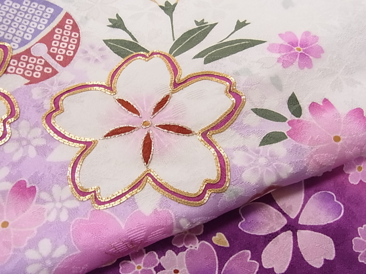 平和屋着物□振袖・長襦袢セット 駒刺繍 雪輪舞桜 暈し染め 金彩 