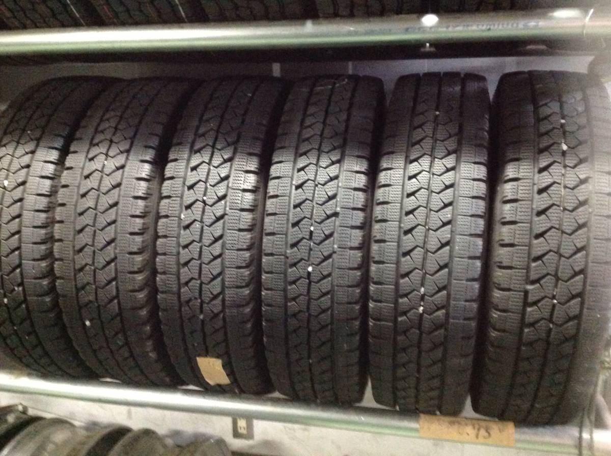 205/70R17.5 ブリヂストン W979