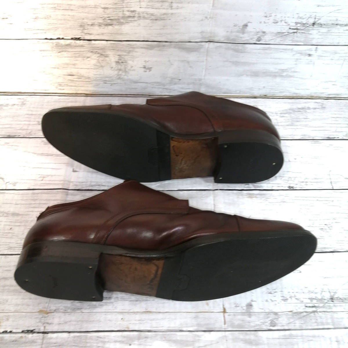 santoni タブルモンクストラップ　ストレートチップ サントーニ ダブルモンクストラップ ストレートチップ ダブルバックル ドレスシューズ サントーニのダブルモンクストラップをレビュー！手染めの色彩が