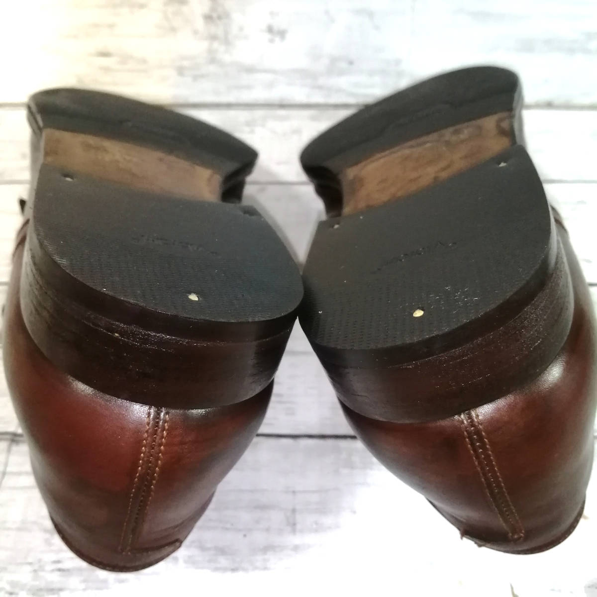 santoni タブルモンクストラップ　ストレートチップ サントーニ ダブルモンクストラップ ストレートチップ ダブルバックル ドレスシューズ サントーニのダブルモンクストラップをレビュー！手染めの色彩が