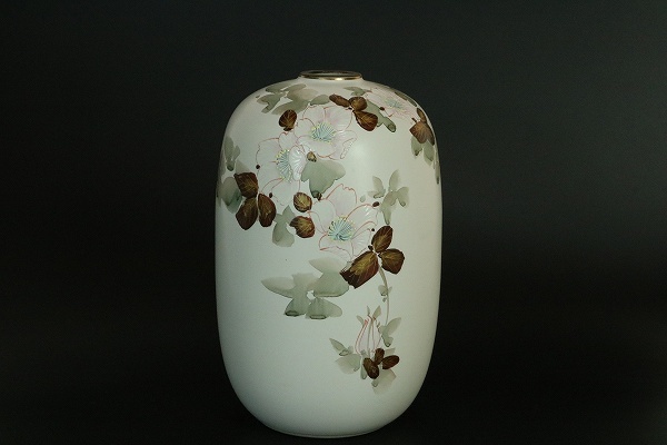 中村陶志人　外志人氏作【九谷焼】伝統工芸 陶志窯 葡萄 花瓶 花器 桐箱 色絵 九谷焼 花瓶 中村陶志人 色絵 花器 共箱 桐箱 中村外志人（陶志人）作