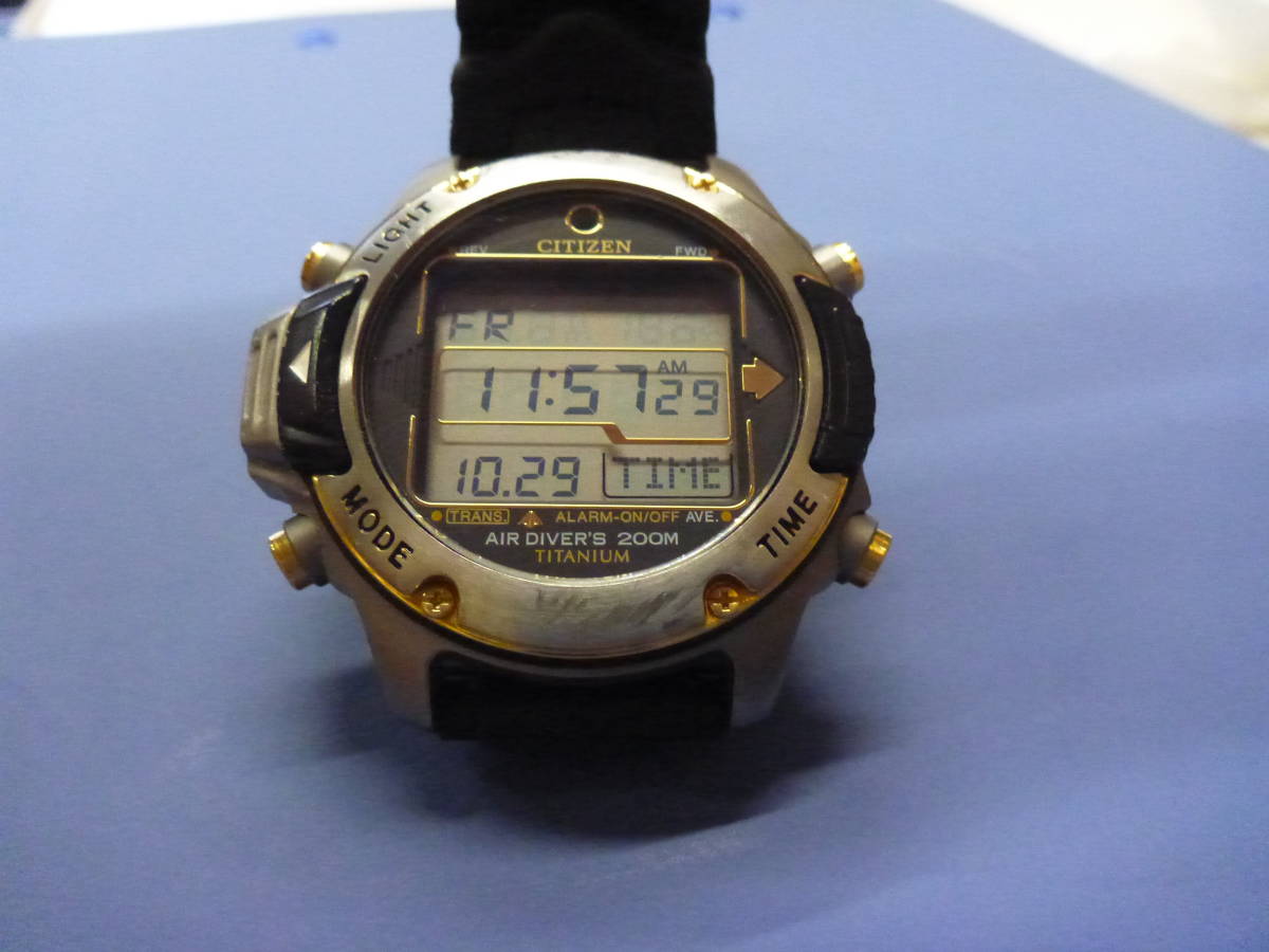 CITIZEN シチズン AIR DIVER 200m D202-Q00117 チタン エアーダイバー