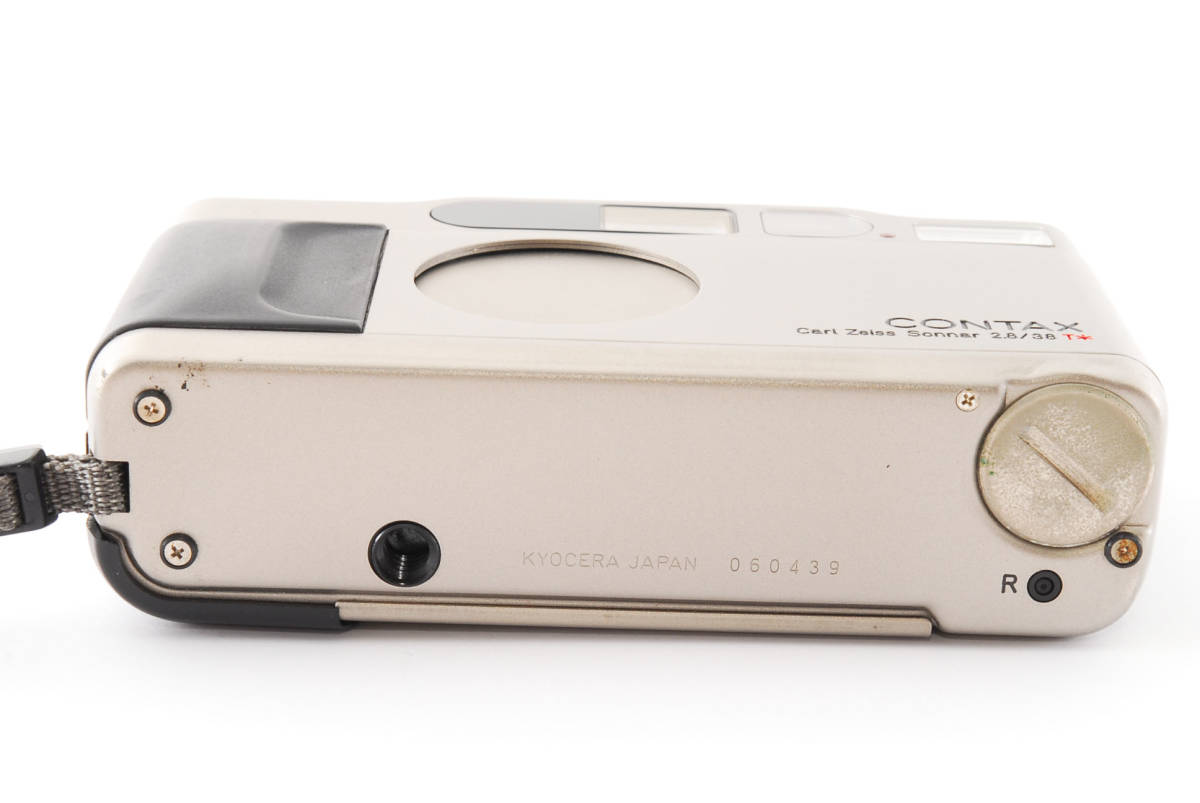 ☆極上美品☆ コンタックス CONTAX T2 チタンシルバー Carl Zeiss 
