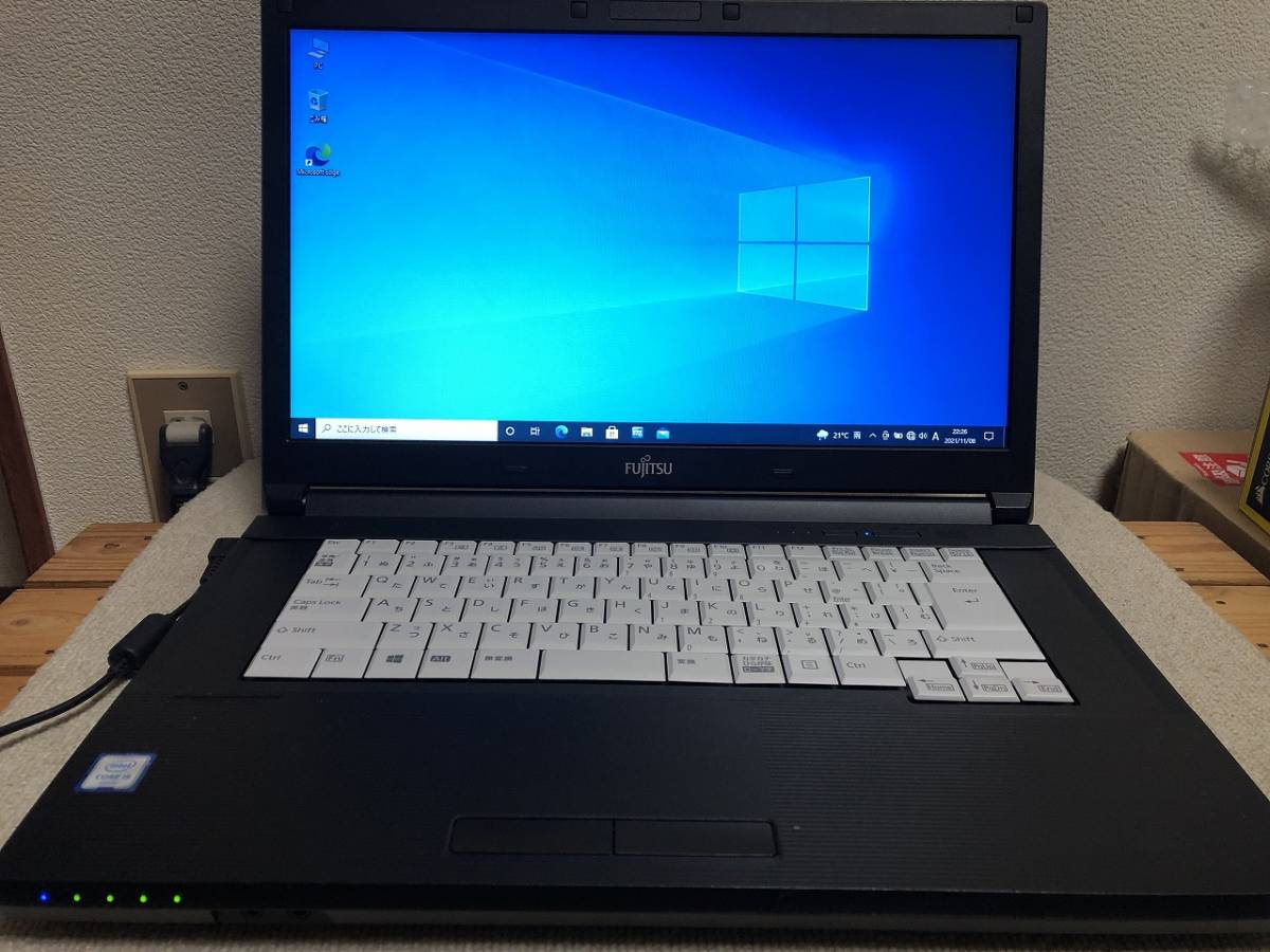 LIFEBOOK 富士通 Core A576⁄S 6300U i5 : FUJITSU 整備済み品 SSD