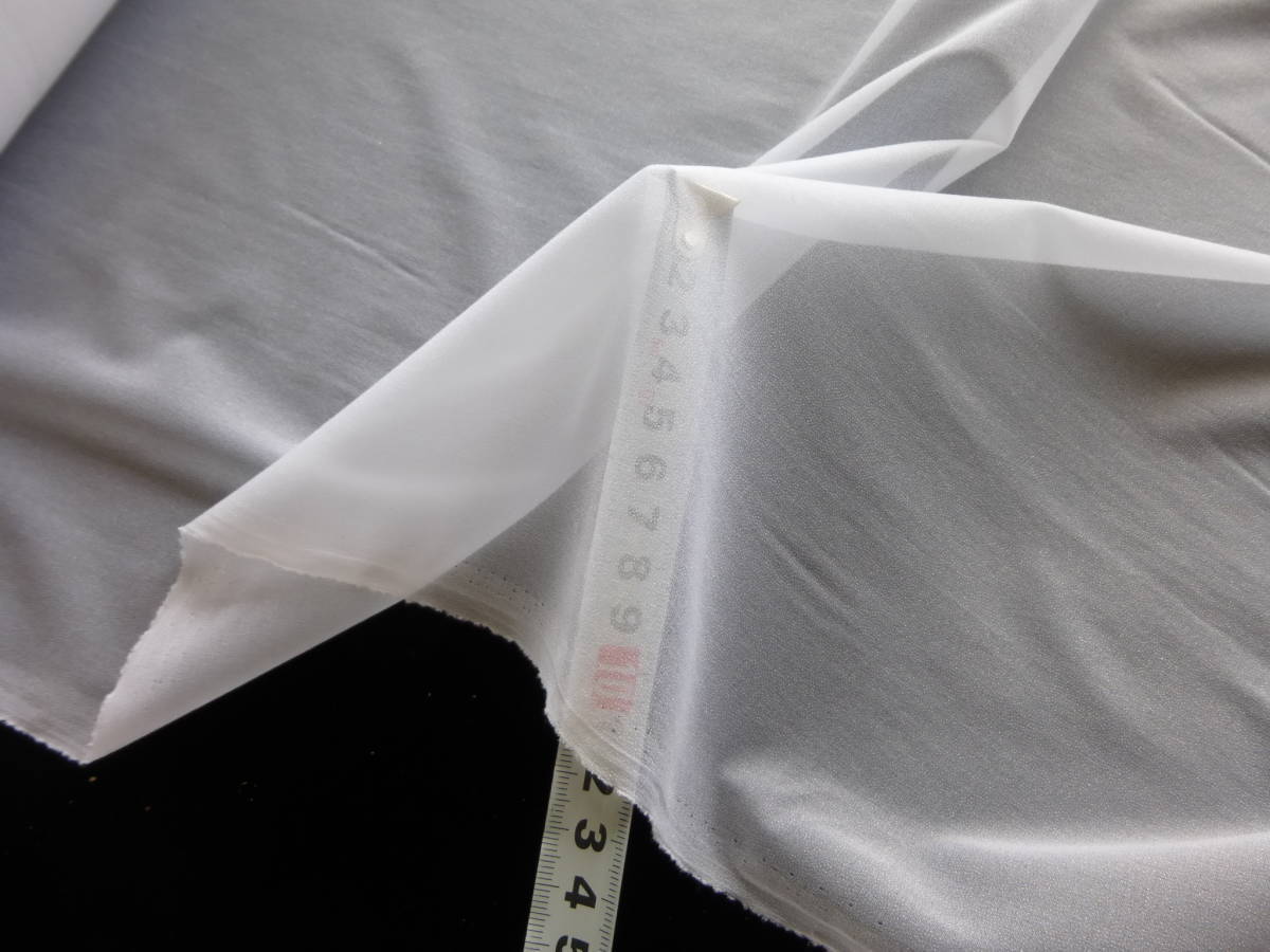 20ｄニットタイプ接着芯地　白　幅122ｃｍ×長さ50ｍ巻