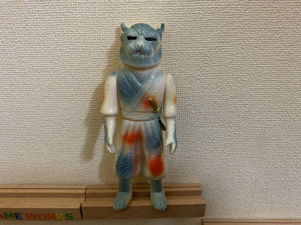⚠️レア　変身忍者嵐　ネコマンダラ　ポピー　当時物　ミドルサイズ ネコマンダラ 変身忍者嵐 - スタンダードサイズソフビ メルカリ