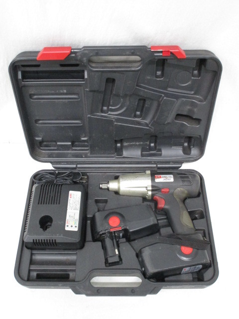 H1111-7Y/ KTC ケーティーシー インパクトレンチ 充電器・充電池×2・ケース付 JAE401