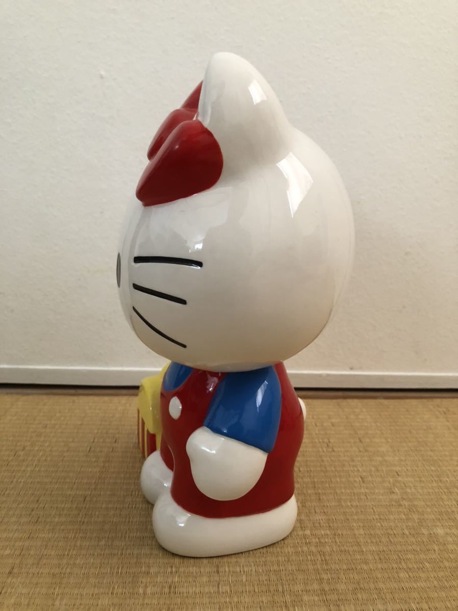 サンリオ HELLO KITTY ハローキティ キティ キティちゃん 陶器 貯金箱