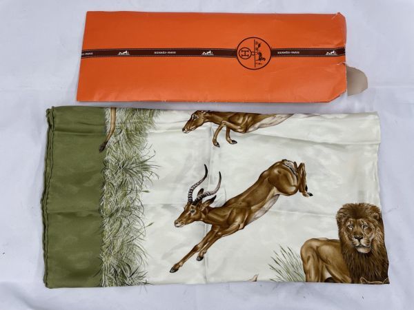 1102-106S⑥12480　HERMES　エルメス　スカーフ　大判　カレ　KENYA　ケニア　シルク　グリーン