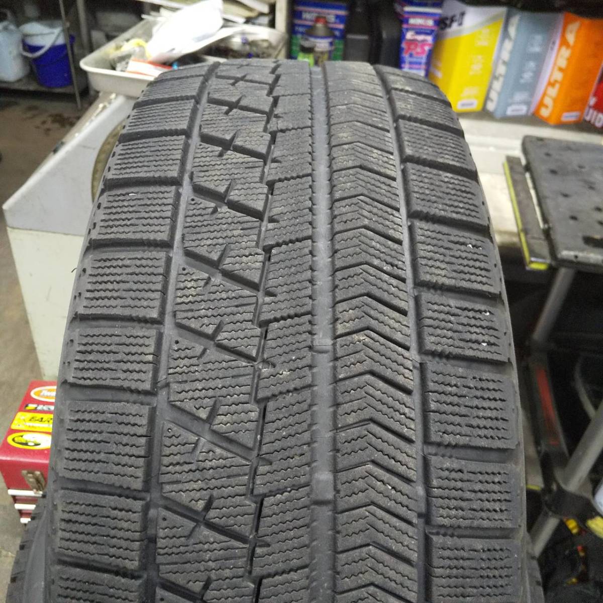 中古 スタッドレス タイヤ 4本 205⁄55R16 ブリヂストン ブリザック VRX