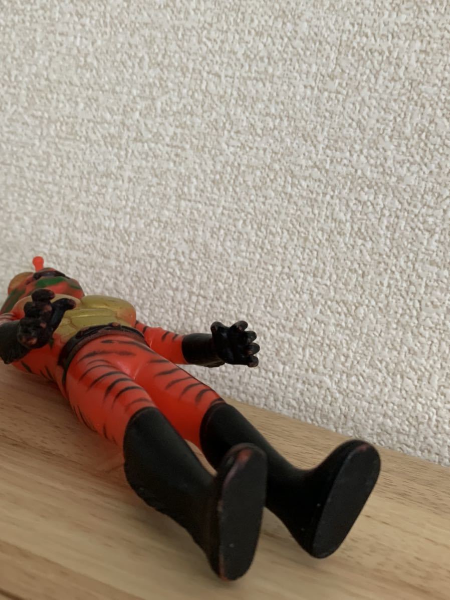 安心の通販 当時物 珍色 仮面ライダー アマゾン 無版権 パチモノ
