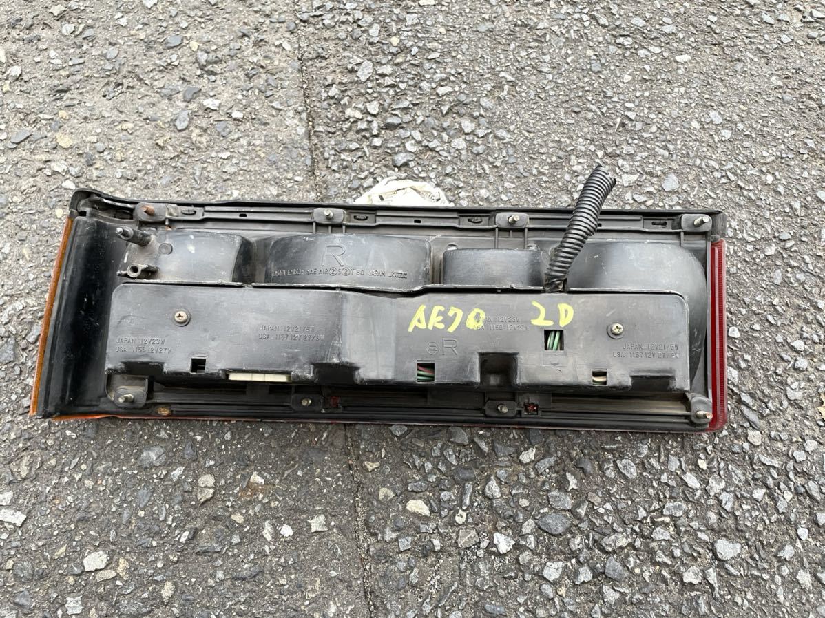 AE70 カローラ 2ドア 右テールレンズ 旧車 当時物 トヨタ AE70