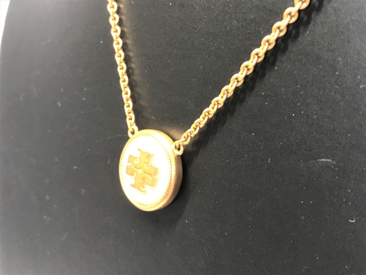□【YS-1】 トリーバーチ TORY BURCH □ ロゴ ネックレス ホワイト 