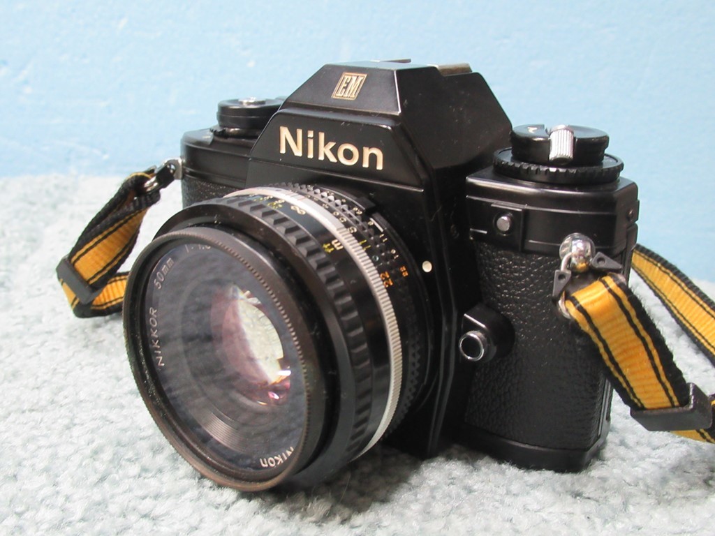 ◇◇ NIKON EM ◇◇ NIKKOR 50mm 1：1.8 送料無料完動品Nikon EM