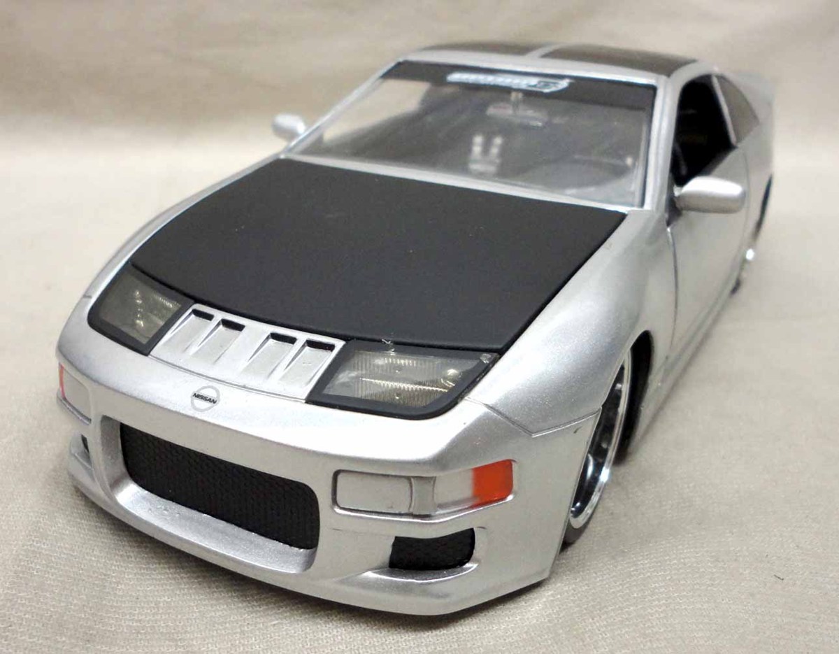 JADA 1/24 1993 NISSAN 300ZX 銀 フェアレディZ 日産 ミニカー Jada