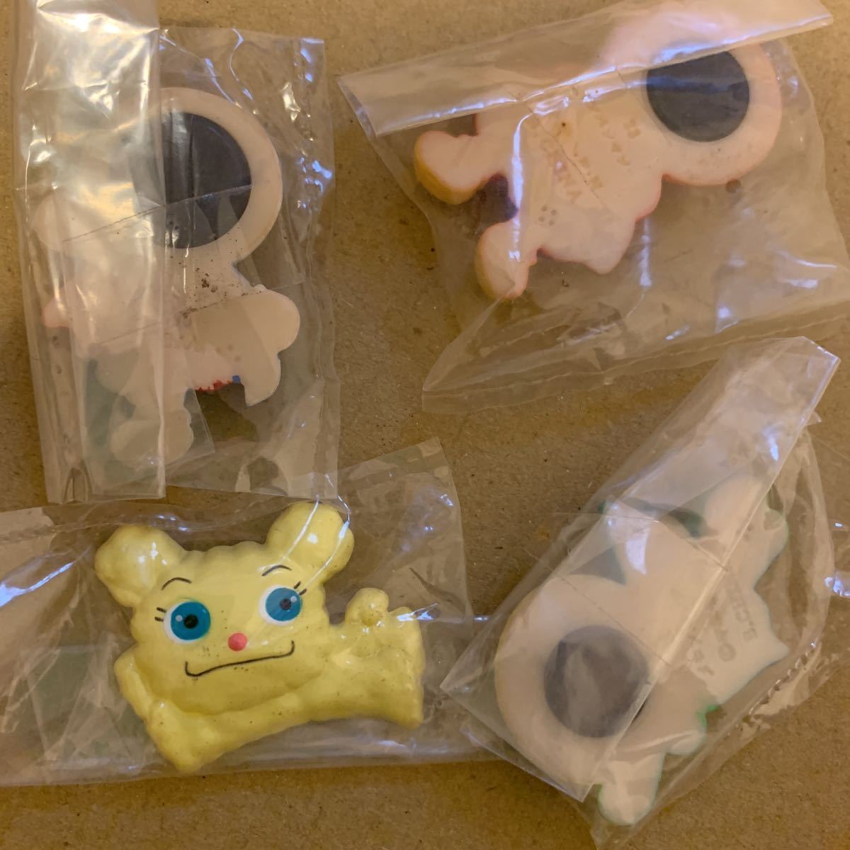 アンパンマン マグネット くっつくんです 磁石 たぶん52個 まとめ売り 