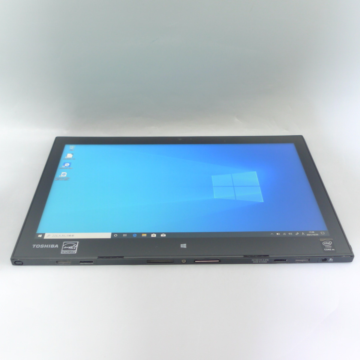 1円～ 超高速SSD タブレット Windows10 中古良品 フルHD 12.5型 東芝