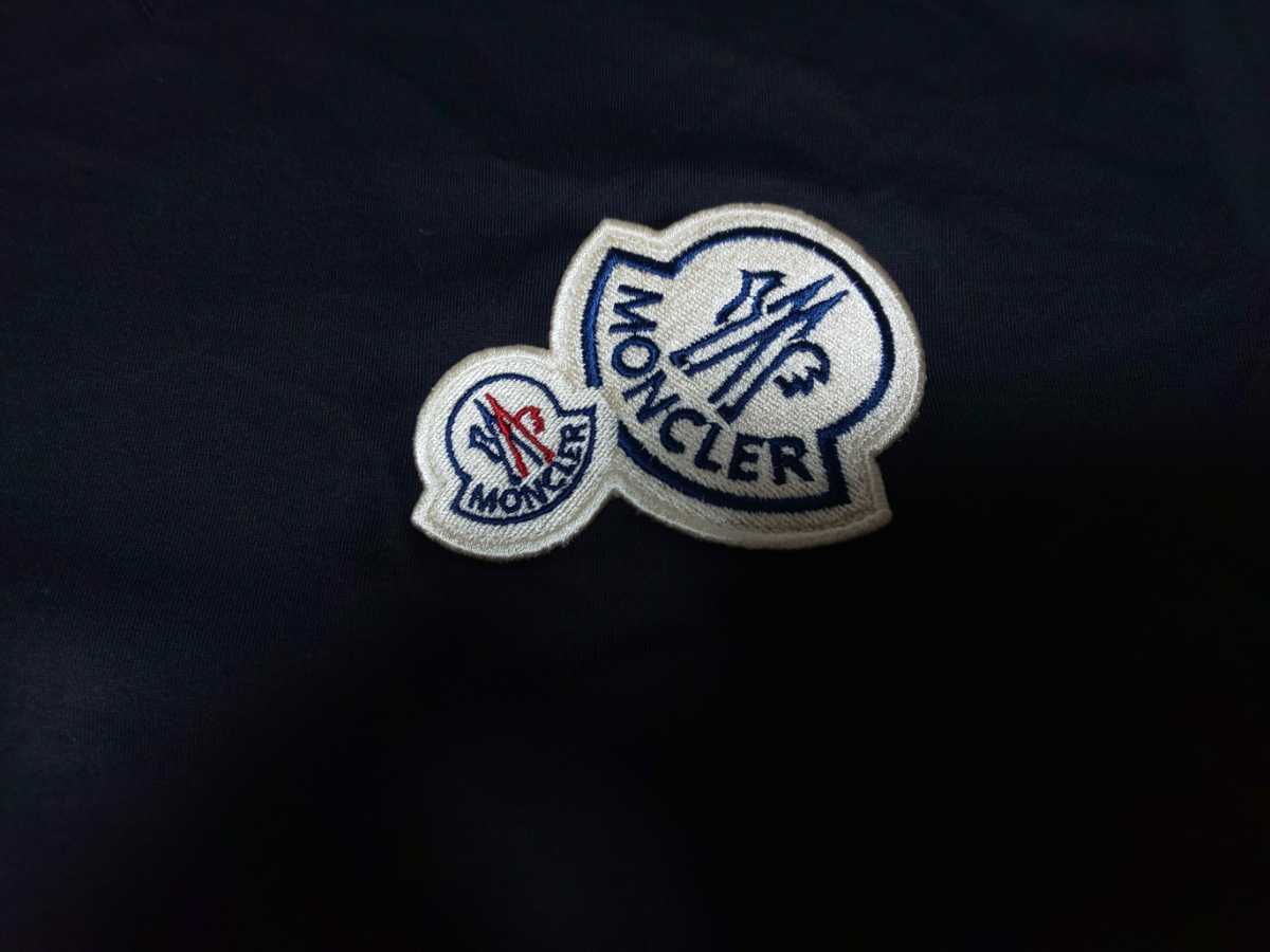 美品 正規品 モンクレール MONCLER Tシャツ 半袖 Lサイズ 黒 ダブルワッペン Wワッペン モンクレール Tシャツ MONCLER 襟トリコ M グラフィック刺繍